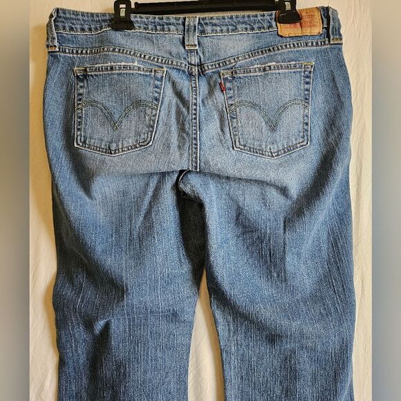 Levi's 518 Jeans Womens 15M (36x30)  Superlow Bootcut Medium Wash Denim Mid Rise - Picture 9 of 10